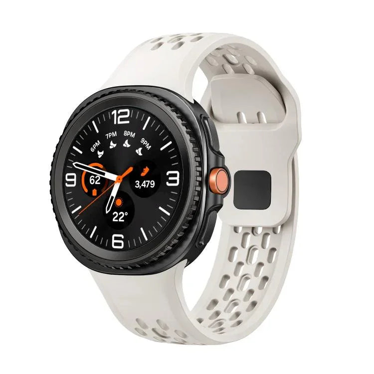 Dây đồng hồ silicone khóa cài ngược màu đen kiểu lỗ, Dành cho Samsung Galaxy Watch8 / Watch8 Classic