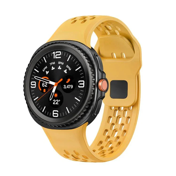 Dây đồng hồ silicone khóa cài ngược màu đen kiểu lỗ, Dành cho Samsung Galaxy Watch8 / Watch8 Classic