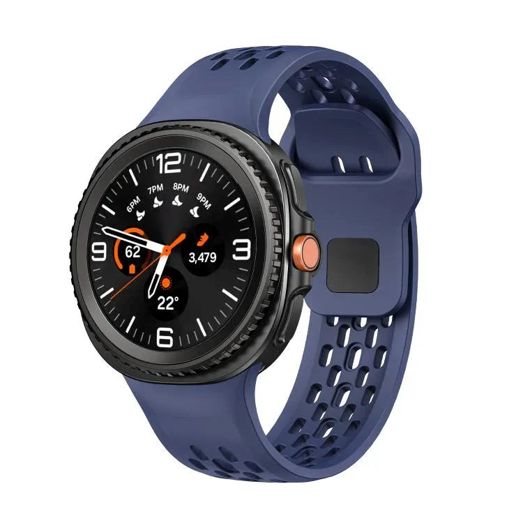 Dây đồng hồ silicone khóa cài ngược màu đen kiểu lỗ, Dành cho Samsung Galaxy Watch8 / Watch8 Classic