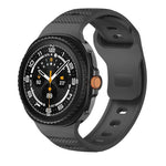 Dây đồng hồ silicone khóa đen họa tiết chấm bi, Dành cho Samsung Galaxy Watch8 / Watch8 Classic