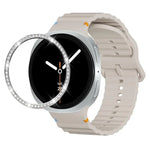 Dây đồng hồ silicone khóa màu thêu họa tiết sóng và viền kim cương, dành cho Samsung Galaxy Watch8 44mm, Samsung Galaxy Watch8 40mm