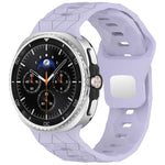Dây đồng hồ silicone khóa thép ngược họa tiết bóng đá, Dành cho Samsung Galaxy Watch8 / Watch8 Classic