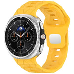Dây đồng hồ silicone khóa thép ngược họa tiết bóng đá, Dành cho Samsung Galaxy Watch8 / Watch8 Classic