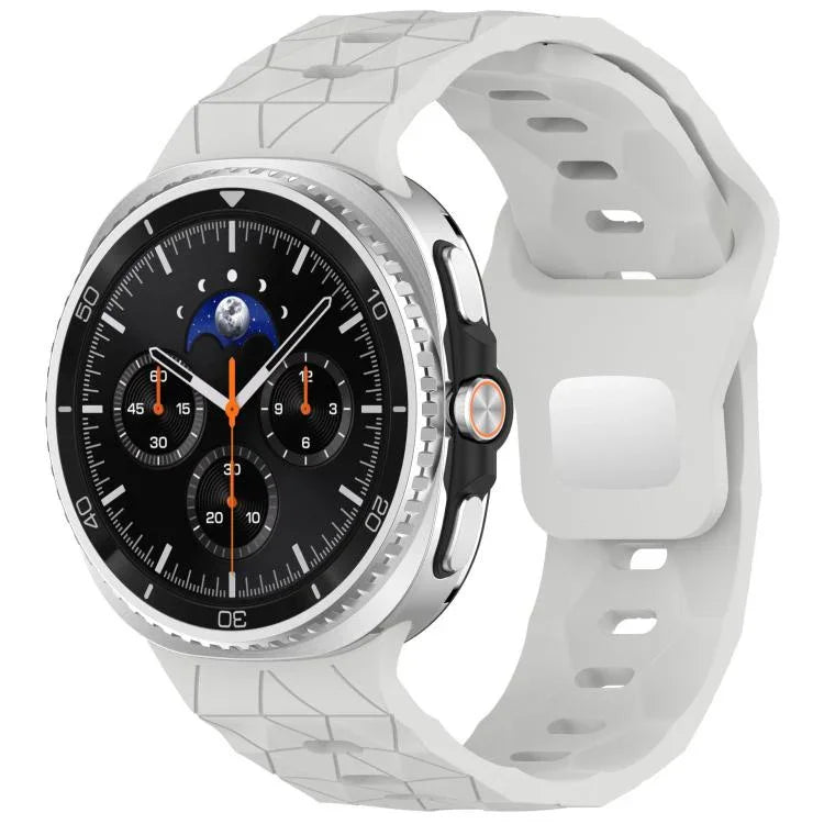 Dây đồng hồ silicone khóa thép ngược họa tiết bóng đá, Dành cho Samsung Galaxy Watch8 / Watch8 Classic
