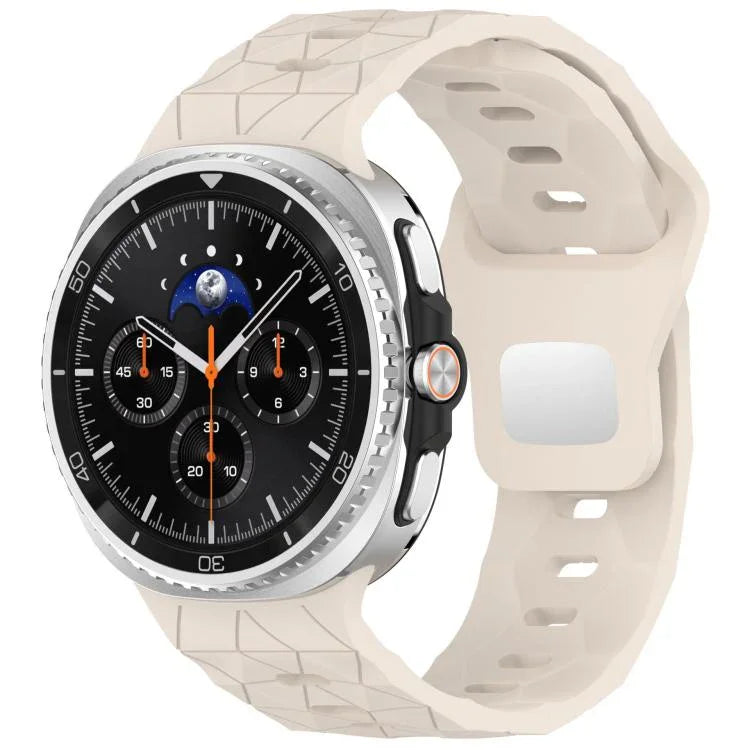 Dây đồng hồ silicone khóa thép ngược họa tiết bóng đá, Dành cho Samsung Galaxy Watch8 / Watch8 Classic