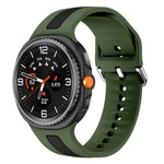 Dây Đồng Hồ Silicone Hai Màu Sọc Dọc Khóa Bạc, Dành Cho Samsung Galaxy Watch8 / Watch8 Classic