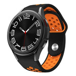 Dây đồng hồ silicone khóa ngược hai màu, Dành cho Samsung Galaxy Watch FE / 7 / 6 / 5 / 4