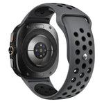 Dây đồng hồ silicone khóa ngược lỗ tròn hai màu, Dành cho Samsung Galaxy Watch Ultra 47mm / Ultra 2025