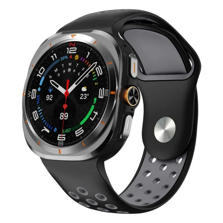 Dây đồng hồ silicone khóa ngược lỗ tròn hai màu, Dành cho Samsung Galaxy Watch Ultra 47mm / Ultra 2025