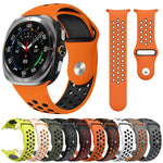 Dây đồng hồ silicone khóa ngược lỗ tròn hai màu, Dành cho Samsung Galaxy Watch Ultra 47mm / Ultra 2025