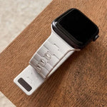 Dây đồng hồ silicone nam châm chốt đơn dập nổi hình ngựa, dành cho Apple Watch 46mm / 49mm / 45mm / 44mm