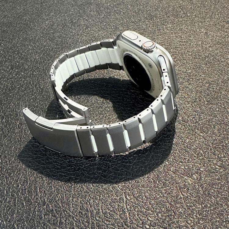 Dây đồng hồ thép không gỉ cong hai tông màu khóa bên, dành cho Apple Watch 49mm / 46mm / 45mm / 44mm, dành cho Apple Watch 42mm / 41mm / 40mm / 38mm
