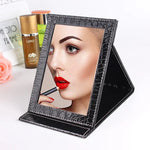 Gương Trang Điểm Đứng Da Hình Vuông Họa Tiết Cá Sấu Gương Trang Điểm Di Động Màu Đen L 18x25.5x1.6CM, Đen M 15x20.5x1.6CM, Đen S 12x17.5x1.6CM, Nâu L 18x25.5x1.6CM, Nâu M 15x20.5x1.6CM, Nâu S 12x17.5x1.6CM, Đỏ L 18x25.5x1.6CM, Đỏ M 15x20.5x1....