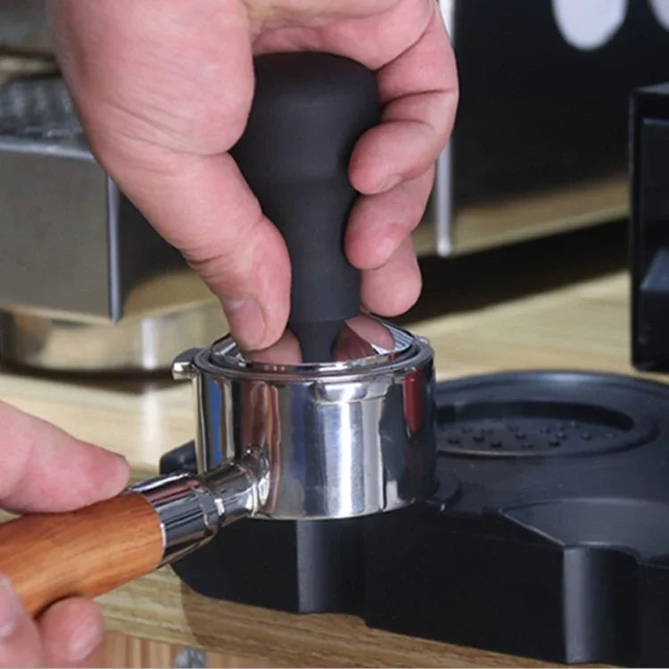 Búa nén bột cà phê bằng thép không gỉ với áp suất không đổi Alumina, 58mm màu đen