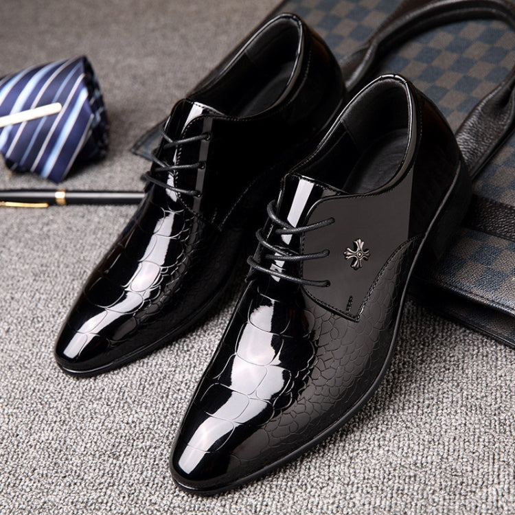 Giày Da Nam Mũi Nhọn Họa Tiết Da Cá Sấu Bóng, Size 38, 39, 40, 41, 42, 43, 44, 45