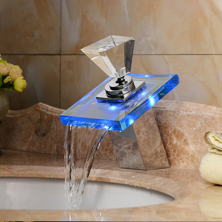 Vòi nước LED thác nước đổi màu điều khiển nhiệt độ, vòi nước đổi màu chống bỏng