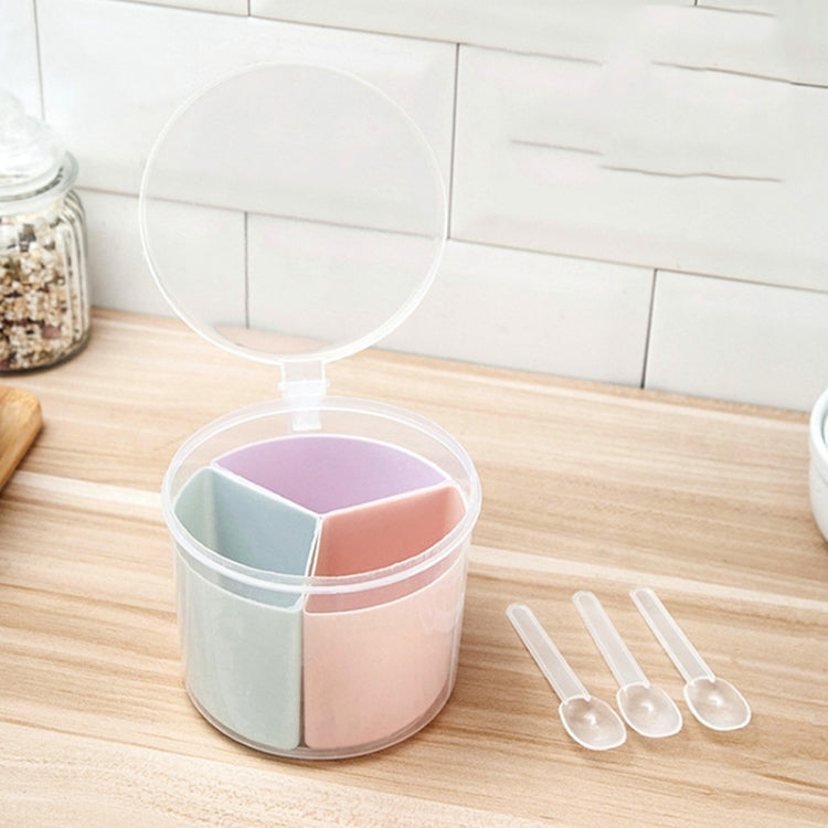 Hộp đựng gia vị ba ngăn kết hợp tách biệt dùng trong bếp gia đình, có muỗng, hình tròn