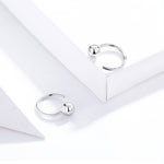 Bông tai bạc sterling đơn giản mạ bạch kim, bông tai quả cầu nhỏ phong cách, SCE782-A