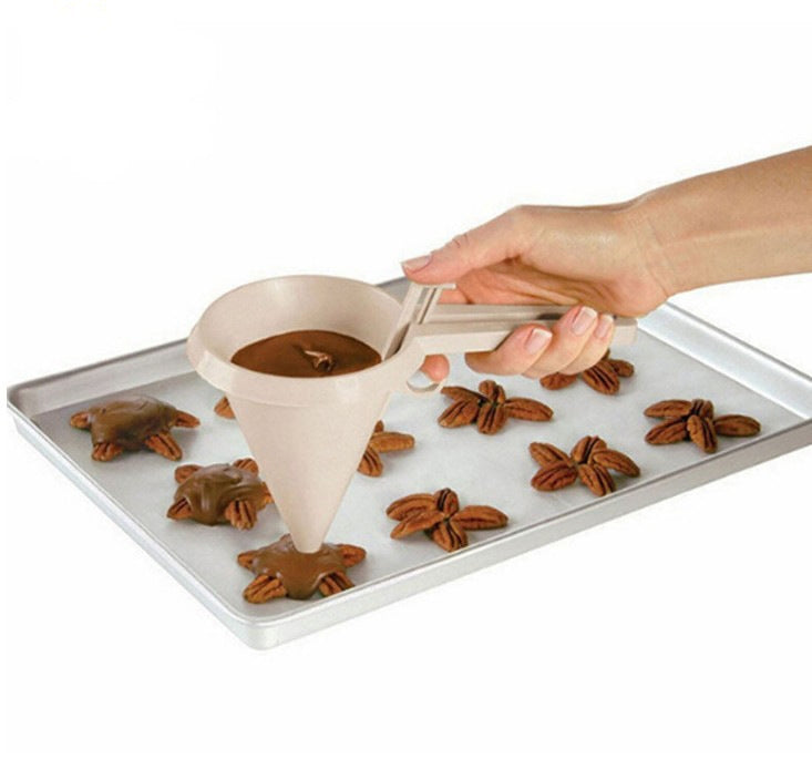 Bộ 7 Cái Phễu Kem Bơ Cầm Tay Đựng Bánh Cupcake Sô Cô La, Dụng Cụ Làm Bánh