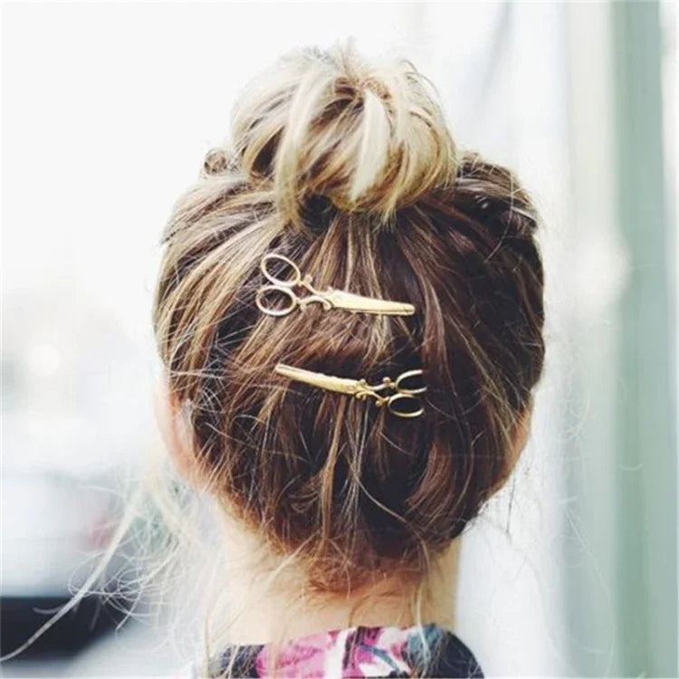 2 PCS simple hair ornaments personalized hair clips ornaments retro word folder headdress