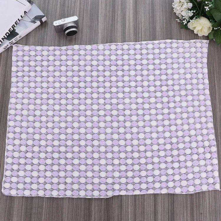 Chăn Thú Cưng Vải Flannel Mềm In Chấm Bi Thoáng Khí Thảm Giường Ấm Áp Bọc Đệm Ngủ Cho Chó Mèo, S, M, L
