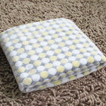 Chăn Thú Cưng Vải Flannel Mềm In Chấm Bi Thoáng Khí Thảm Giường Ấm Áp Bọc Đệm Ngủ Cho Chó Mèo, S, M, L