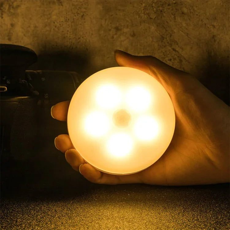Đèn LED cảm ứng cơ thể người thông minh điều khiển đèn ngủ phòng ngủ bàn đầu giường, dùng pin, có thể sạc lại