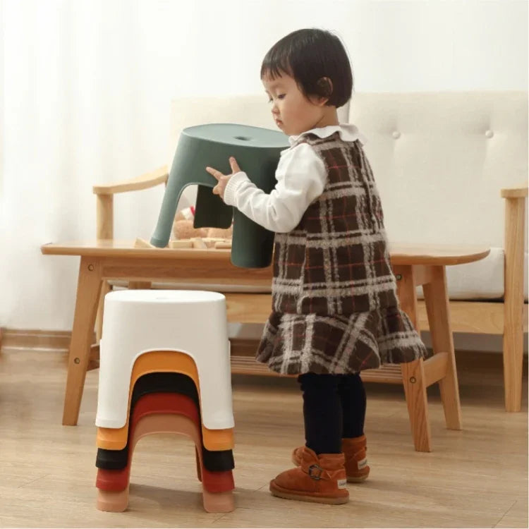 Ghế đẩu hàng gia đình phòng tắm ghế nhựa dày ghế thấp ghế vuông ghế nhỏ, màu vàng phong, trẻ em, màu đỏ cổ điển trẻ em, màu xanh nhạt trẻ em, màu đen trẻ em, màu hồng người lớn, màu vàng phong người lớn, màu trắng sữa người lớn, màu đen người lớn
