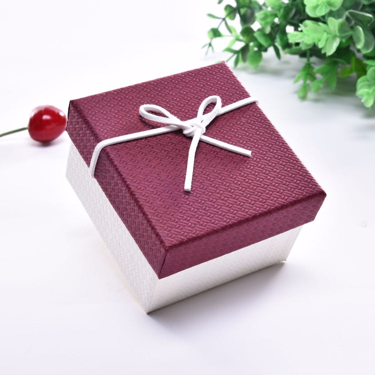 Hộp đựng vòng tay đồng hồ, hộp quà trang sức, kích thước 9x8.5x5.5cm