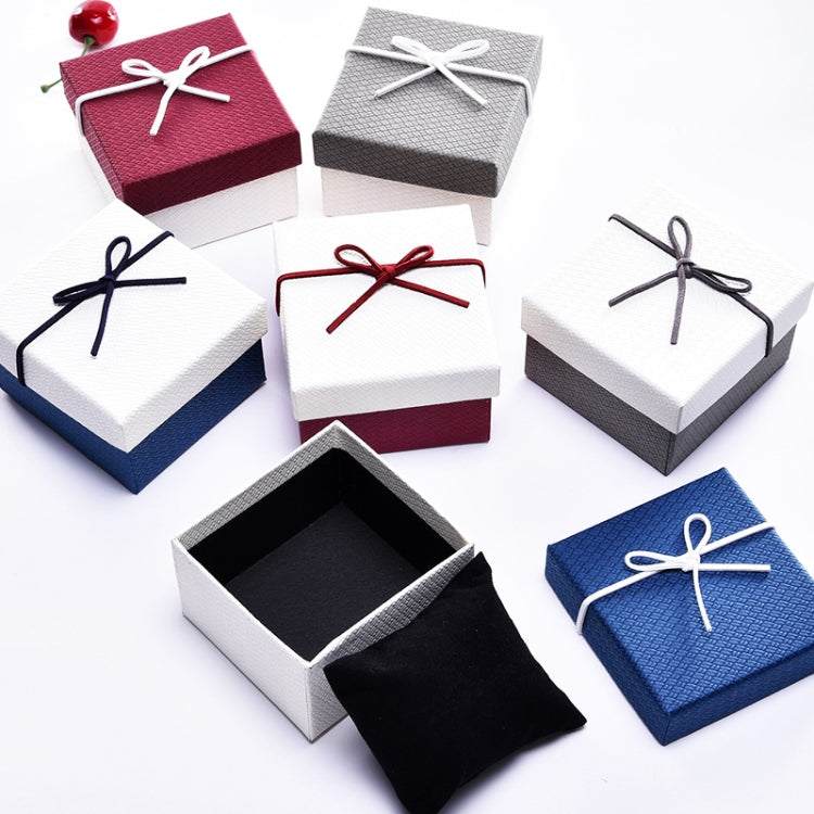 Hộp đựng vòng tay đồng hồ, hộp quà trang sức, kích thước 9x8.5x5.5cm
