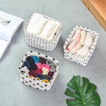 2 cái giỏ lưu trữ để bàn vải canvas đựng đồ lặt vặt có tay cầm, hình chữ thập, ngôi sao, cây, chấm đen