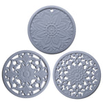 Bộ 3 miếng lót cách nhiệt silicone hoa rỗng 3 trong 1 chống bỏng nồi bát, đen, vàng, xanh dương, xanh lá, tím, xám