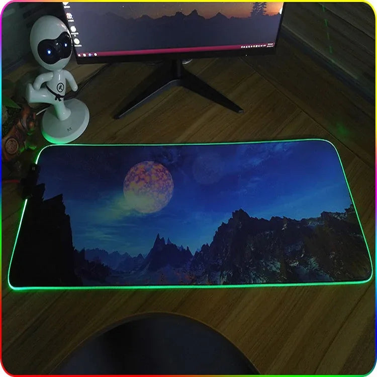 Bàn di chuột cao su chuyển nhiệt RGB phát sáng chống trượt F-01, 350x900x3mm, 350x900x4mm, 400x900x3mm, 400x900x4mm