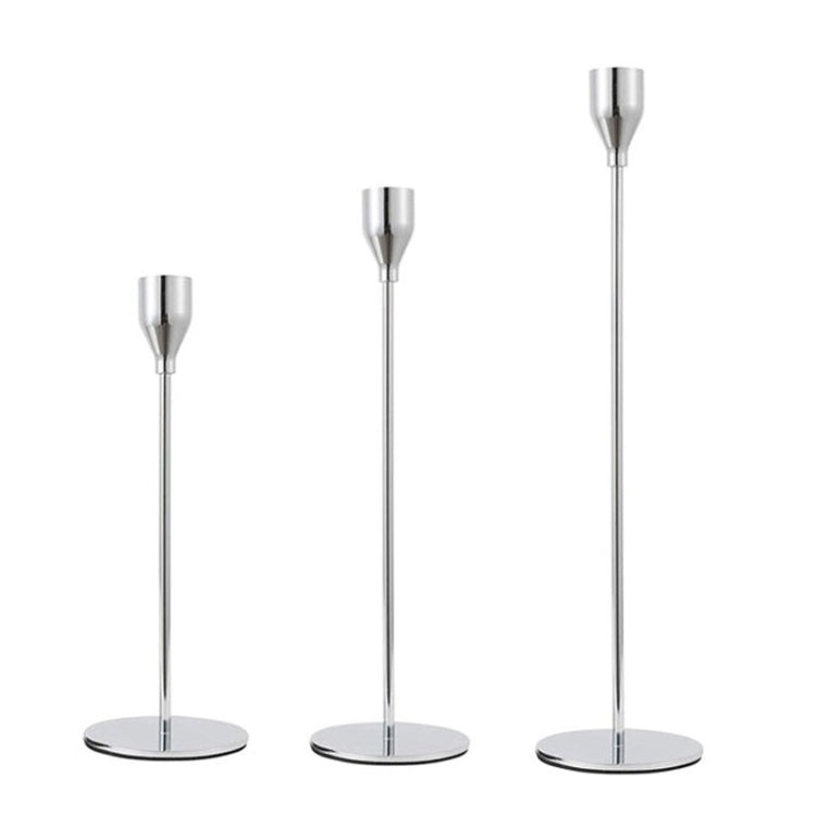 Bộ 3 chiếc giá đỡ nến sắt rèn trang trí nhà cửa đám cưới, kiểu: bộ 3 chiếc đáy dày (đỏ hồng), bộ 3 chiếc đáy dày (bạc), bộ 3 chiếc đáy mỏng (đen), bộ 3 chiếc đáy mỏng (vàng giả), bộ 3 chiếc đáy mỏng (bạc)