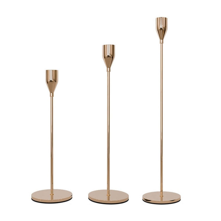 Bộ 3 chiếc giá đỡ nến sắt rèn trang trí nhà cửa đám cưới, kiểu: bộ 3 chiếc đáy dày (đỏ hồng), bộ 3 chiếc đáy dày (bạc), bộ 3 chiếc đáy mỏng (đen), bộ 3 chiếc đáy mỏng (vàng giả), bộ 3 chiếc đáy mỏng (bạc)