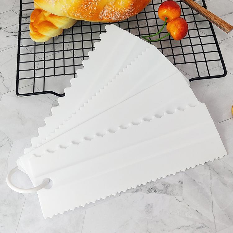 Bộ 4 cái dụng cụ cạo kem nhựa PP hai mặt răng cưa làm phẳng bánh nướng, bộ 4 cái màu trắng, vàng, xanh da trời, hồng