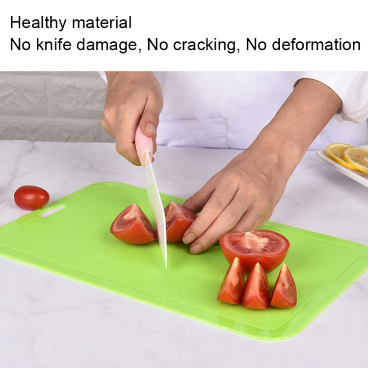 2 cái thớt phụ trợ cho bé cắt trái cây và rau củ bằng nhựa, 2 cái màu hồng, 2 cái màu xanh lá