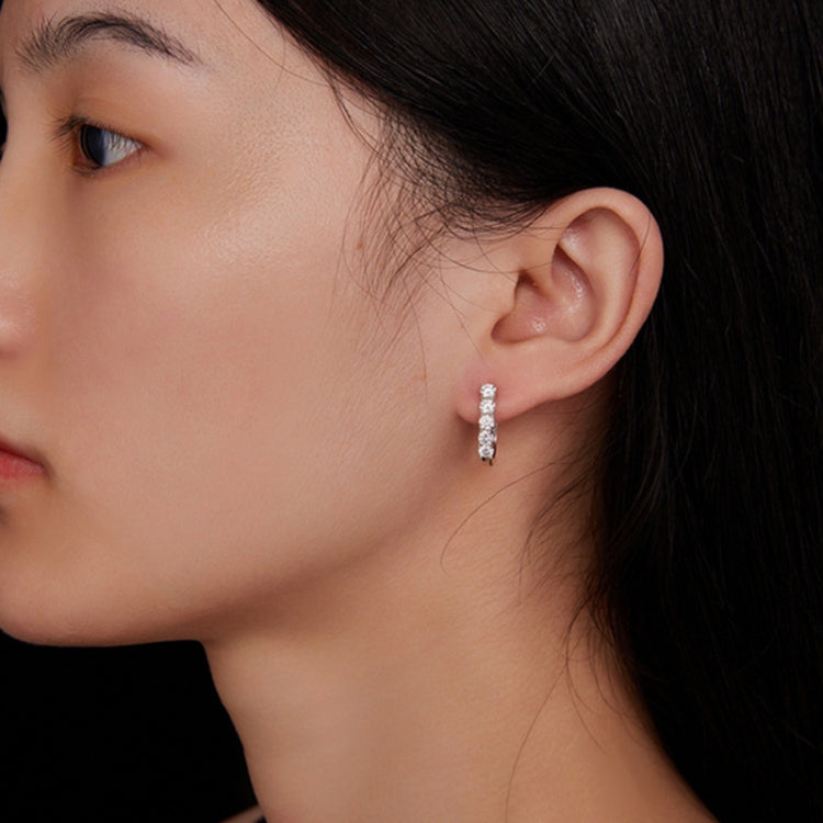 Bông tai bạc Sterling S925 họa tiết chữ U Moissanite, MSE011
