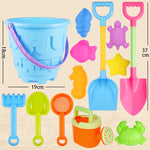 Bộ đồ chơi bãi biển trẻ em 13 món, xẻng cát lớn, xô, dụng cụ đào cát, đồng hồ cát, lâu đài tròn xanh, lâu đài tròn hồng, lâu đài tròn xanh lá, thùng ren xanh, thùng ren hồng, thùng ren tím, lâu đài vuông xanh, lâu đài vuông hồng