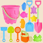 Bộ đồ chơi bãi biển trẻ em 13 món, xẻng cát lớn, xô, dụng cụ đào cát, đồng hồ cát, lâu đài tròn xanh, lâu đài tròn hồng, lâu đài tròn xanh lá, thùng ren xanh, thùng ren hồng, thùng ren tím, lâu đài vuông xanh, lâu đài vuông hồng