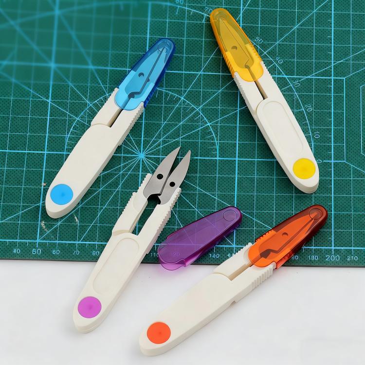 Bộ 10 kéo may gia đình có nắp trong suốt, chỉ thêu chữ thập, màu tím, vàng, xanh, đỏ