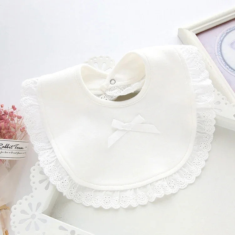 Yếm ren nơ cho trẻ sơ sinh, khăn lau nước bọt cho bé