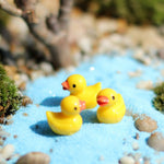 5 PCS Mini Doll House Accessories Resin Three-dimensional Small Yellow Duck Plant Decoration, Yellow Duck Plant Decoration